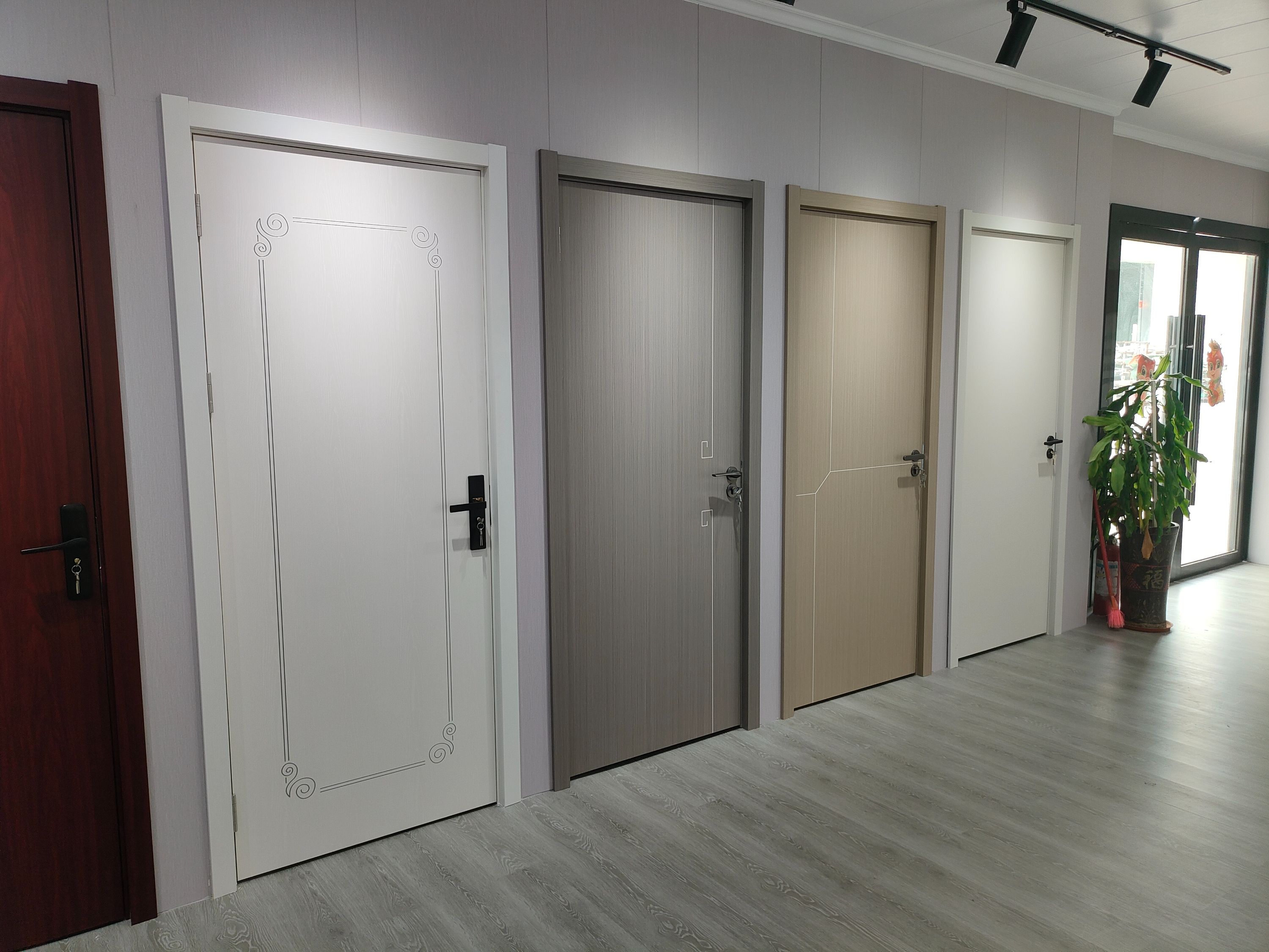 China Main Door Manufacturer: Excellence in Crafting Secure Entry Doors