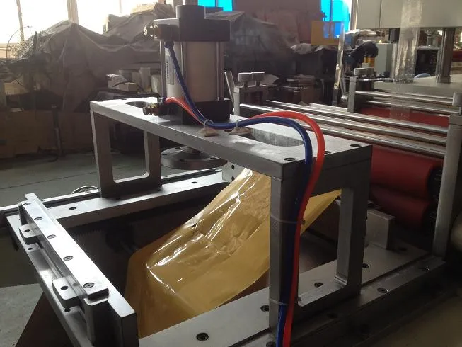 Four Column Hydraulic Press Automatic Paper Label Die Cutting Machine