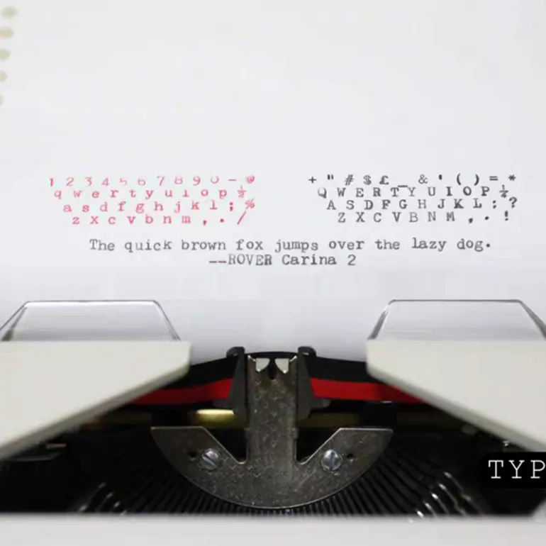 Retro Mechanical Wired & Wireless Keyboard Mechanical English Russian Typewriter/Ribbon Printer with Tablet Stand Portable Manual/ Old Printer